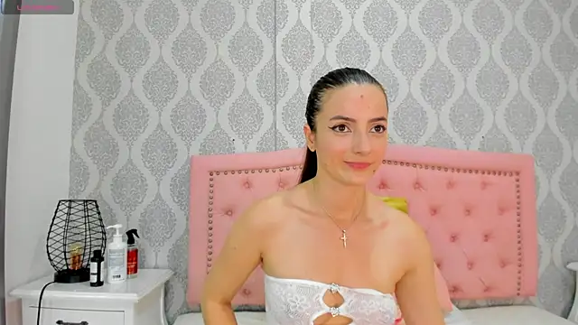 Snapshot of Princsgirl_ chatting on July 6, 7:27 pm Princsgirl online show from July 6, 7:27 pm