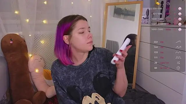 Mira Falls online show from January 9, 7:31 am