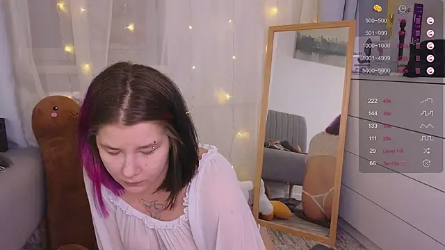 Mira Falls online show from January 10, 5:15 am