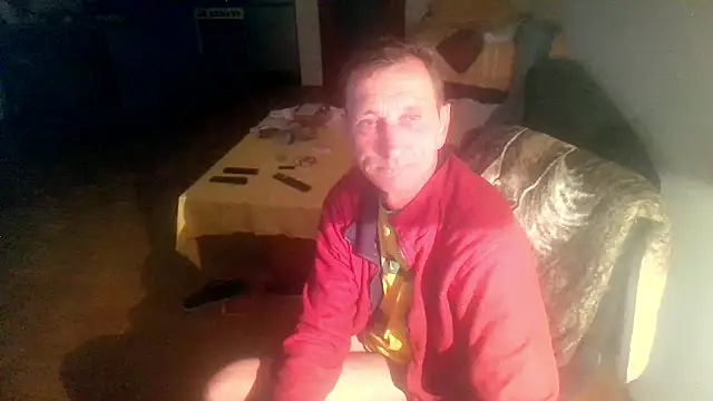 Snapshot of Python43 chatting on January 25, 11:43 pm Python43 online show from January 25, 11:43 pm