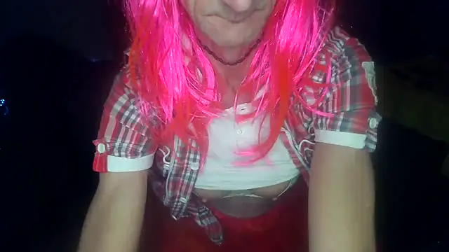 Snapshot of Python43 chatting on February 17, 9:30 pm Python43 online show from February 17, 9:30 pm