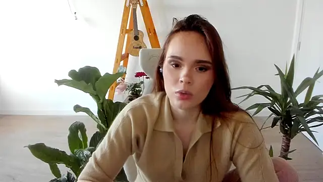 Snapshot of Pokemeboy chatting on January 13, 2:53 pm Pokemeboy online show from January 13, 2:53 pm