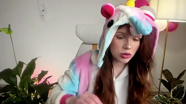 Snapshot of Pokemeboy chatting on March 18, 5:53 pm Pokemeboy online show from March 18, 5:53 pm