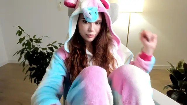 Snapshot of Pokemeboy chatting on November 13, 3:55 pm Pokemeboy online show from November 13, 3:55 pm