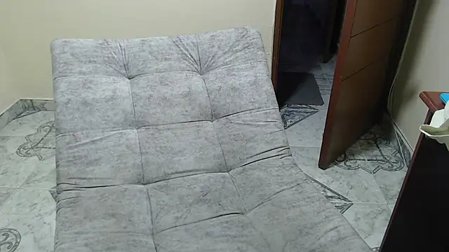 Snapshot of antara_hotgirl chatting on December 14, 10:03 pm antara hotgirl online show from December 14, 10:03 pm