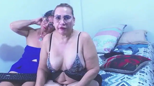 sexycristina 2 online show from April 11, 3:22 am