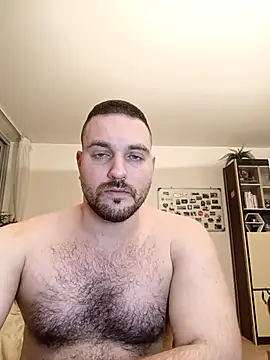Snapshot of PowerToes chatting on December 18, 10:05 pm PowerToes online show from December 18, 10:05 pm