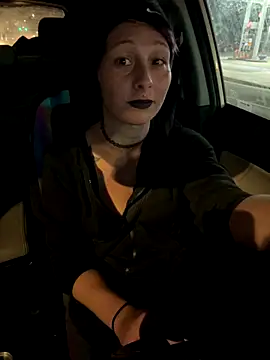 Snapshot of Babii_Nova chatting on November 22, 3:05 am Babii Nova online show from November 22, 3:05 am