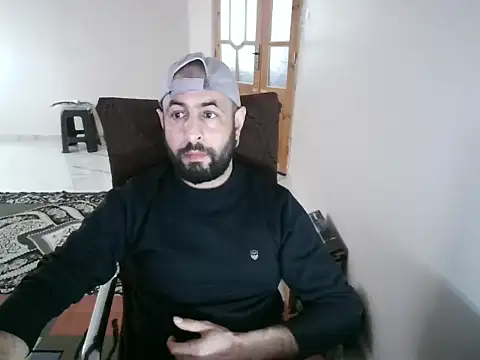 Snapshot of Billo-Maxx chatting on February 12, 3:51 pm Billo-Maxx online show from February 12, 3:51 pm