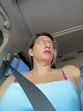 Gatitacarlita online show from February 18, 1:40 pm