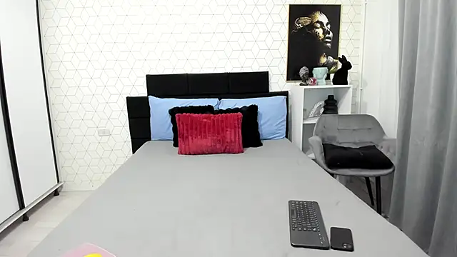 Heidix online show from April 4, 2:54 am