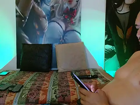 Snapshot of Bootycallhot chatting on January 14, 4:01 pm Bootycallhot online show from January 14, 4:01 pm