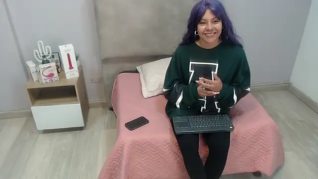 valevicious online show from October 4, 1:31 pm