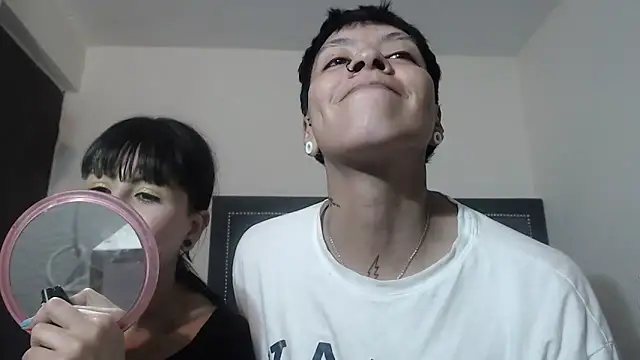 dulce maria x online show from January 12, 9:19 pm