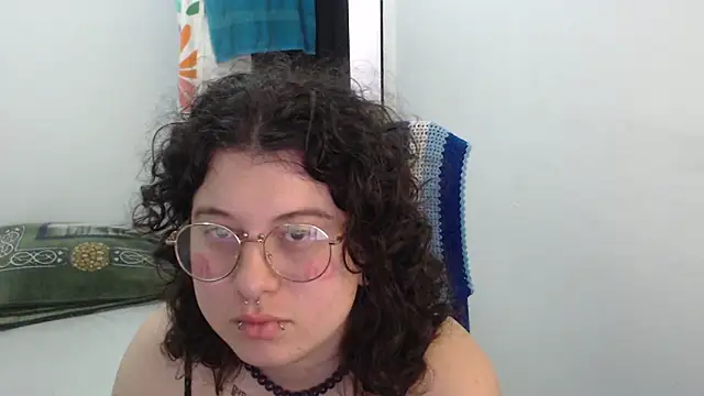 Smoke trip Alicia online show from February 1, 4:38 pm