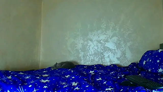 Snapshot of angeliquevany chatting on October 19, 4:51 pm angeliquevany online show from October 19, 4:51 pm