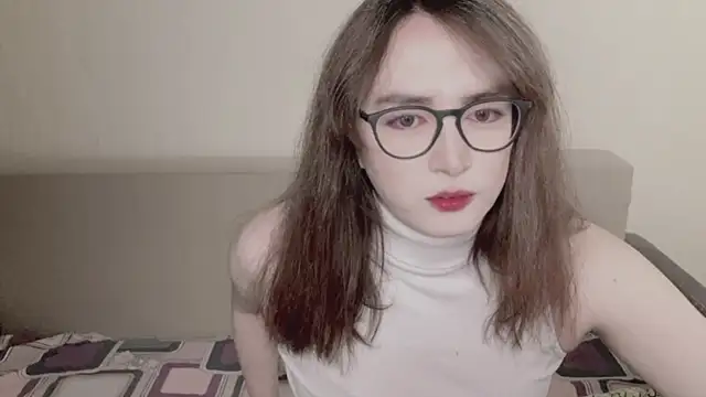 Snapshot of MinniMaksy chatting on July 4, 10:05 pm MinniMaksy online show from July 4, 10:05 pm