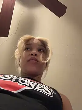 nikkiibabby online show from February 17, 9:52 pm