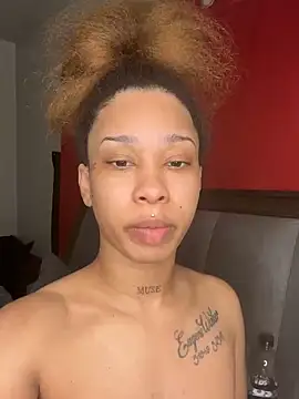 nikkiibabby online show from February 27, 1:38 am