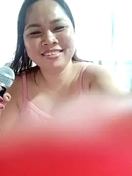Snapshot of XXLorie_02 chatting on February 14, 5:19 am XXLorie 02 online show from February 14, 5:19 am