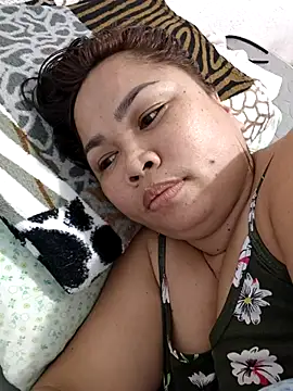 XXLorie 02 online show from March 10, 12:54 pm