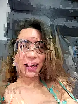 Snapshot of Ivysnow chatting on November 30, 6:34 pm Ivysnow online show from November 30, 6:34 pm