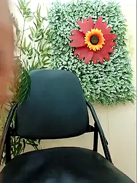 AsianPussie4u online show from April 12, 3:55 am