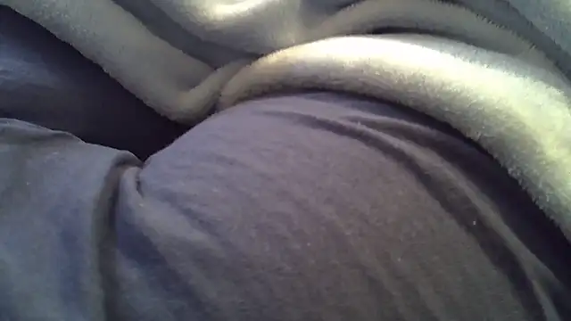 Snapshot of perescam chatting on May 21, 3:30 pm perescam online show from May 21, 3:30 pm