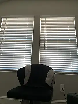 Snapshot of blue5455 chatting on February 23, 9:48 pm blue5455 online show from February 23, 9:48 pm