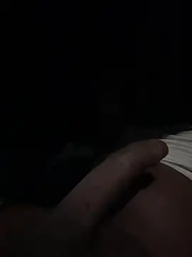 Snapshot of blue5455 chatting on March 3, 6:37 am blue5455 online show from March 3, 6:37 am