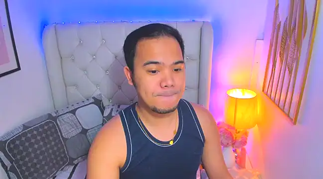 AsianZero online show from February 14, 5:25 pm