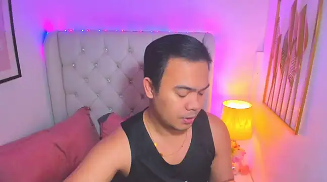 AsianZero online show from March 5, 5:18 pm