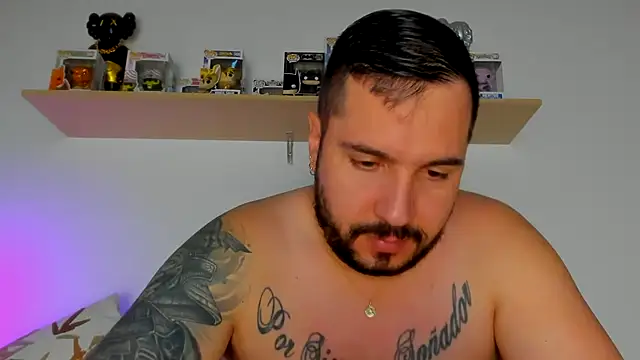 camilo restrepo21 online show from February 6, 11:41 pm