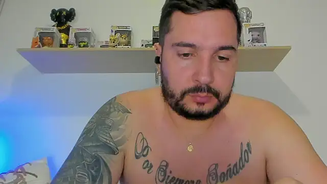 camilo restrepo21 online show from April 8, 1:49 am