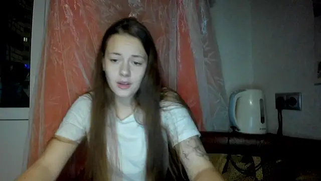 Snapshot of why_again_me chatting on December 20, 11:16 pm why again me online show from December 20, 11:16 pm