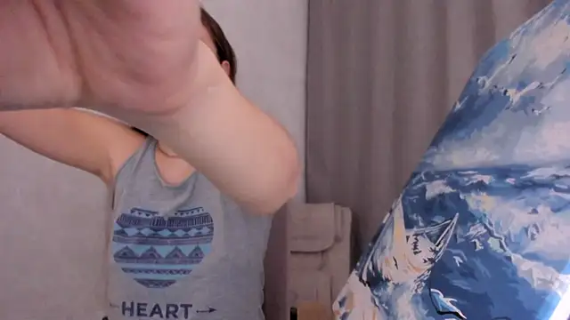 Snapshot of why_again_me chatting on January 23, 8:13 pm why again me online show from January 23, 8:13 pm