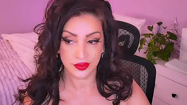 Wonderful Woman online show from February 25, 4:22 am