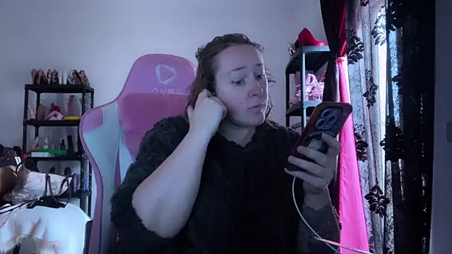 kisicaxx online show from March 5, 8:21 am