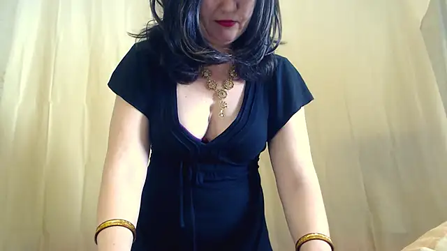 Snapshot of Fun4tipz chatting on February 9, 6:01 am Fun4tipz online show from February 9, 6:01 am