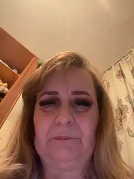 Irina2909xh online show from April 18, 12:36 am