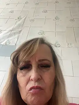 Snapshot of Irina2909@xh chatting on June 4, 11:16 am Irina2909xh online show from June 4, 11:16 am
