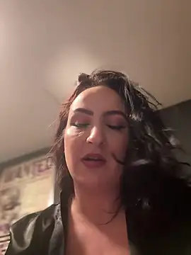 itsCassie online show from January 31, 6:36 pm