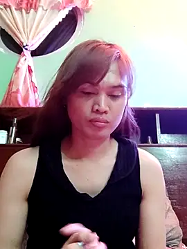 Snapshot of QueenSoreal chatting on October 19, 4:07 pm QueenSoreal online show from October 19, 4:07 pm