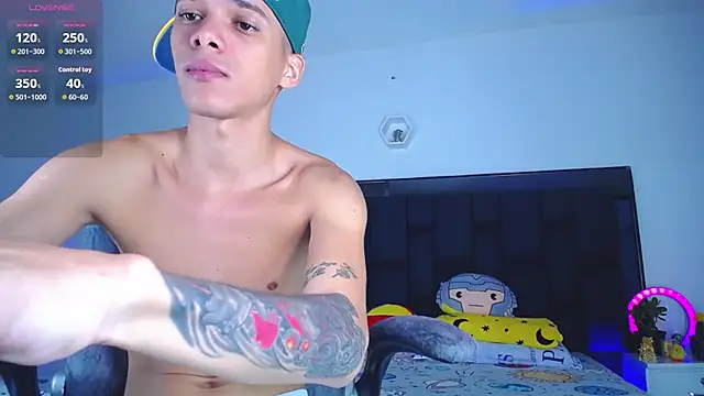 Snapshot of Nice_ButtX chatting on September 18, 3:14 pm Nice ButtX online show from September 18, 3:14 pm