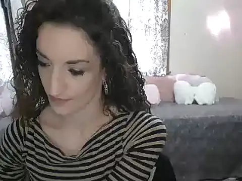 Snapshot of AshleyRain chatting on January 7, 4:37 pm AshleyRain online show from January 7, 4:37 pm