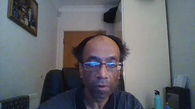 Snapshot of rauncher1 chatting on December 16, 9:14 am rauncher1 online show from December 16, 9:14 am