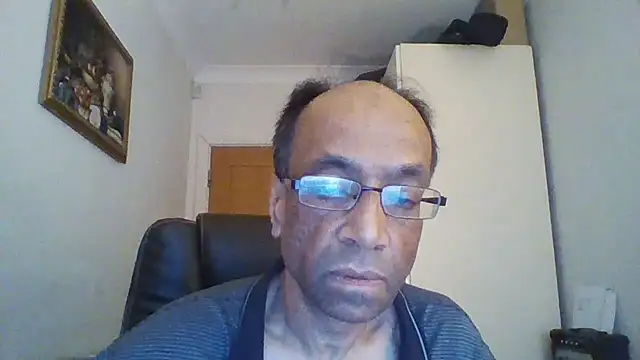 Snapshot of rauncher1 chatting on January 11, 10:31 am rauncher1 online show from January 11, 10:31 am