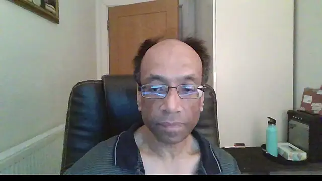 Snapshot of rauncher1 chatting on February 15, 10:58 am rauncher1 online show from February 15, 10:58 am