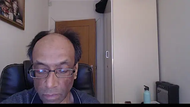 Snapshot of rauncher1 chatting on February 18, 9:49 am rauncher1 online show from February 18, 9:49 am