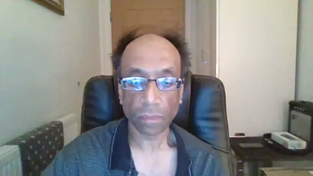 Snapshot of rauncher1 chatting on February 23, 11:57 pm rauncher1 online show from February 23, 11:57 pm